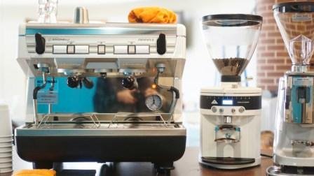 Boostez votre équipe avec l'abonnement café entreprise